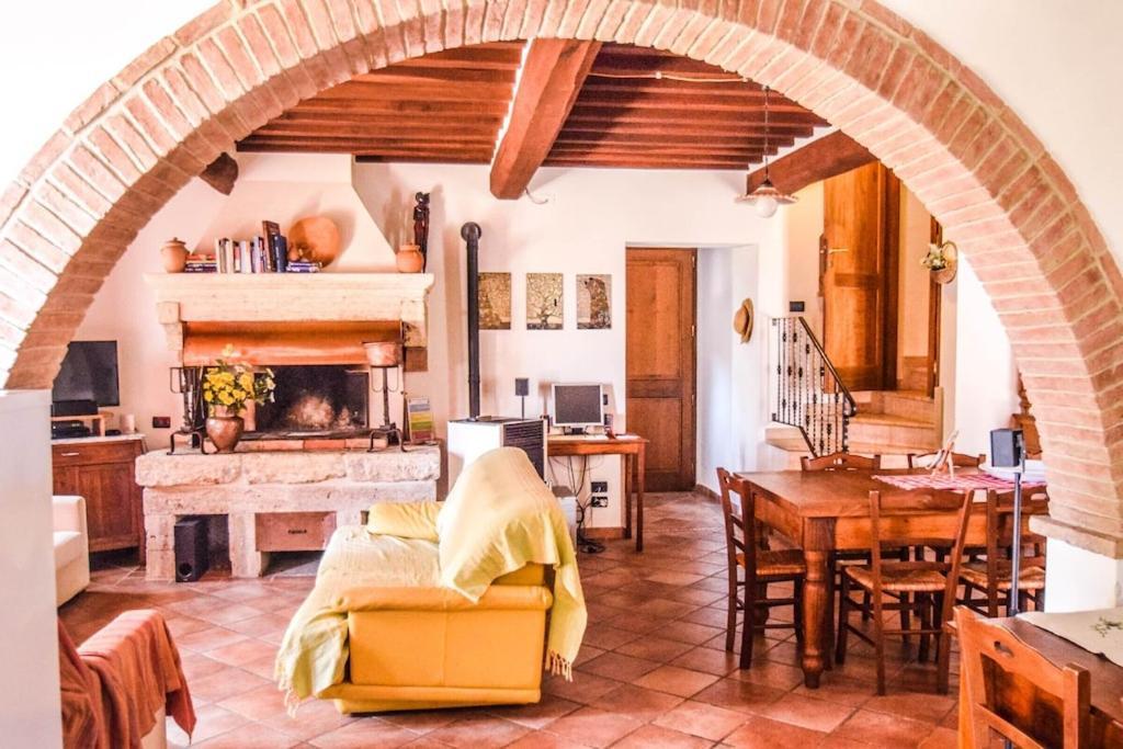 Agriturismo Podere Biancospino Piscina Privata Chianciano Terme Bagian luar foto